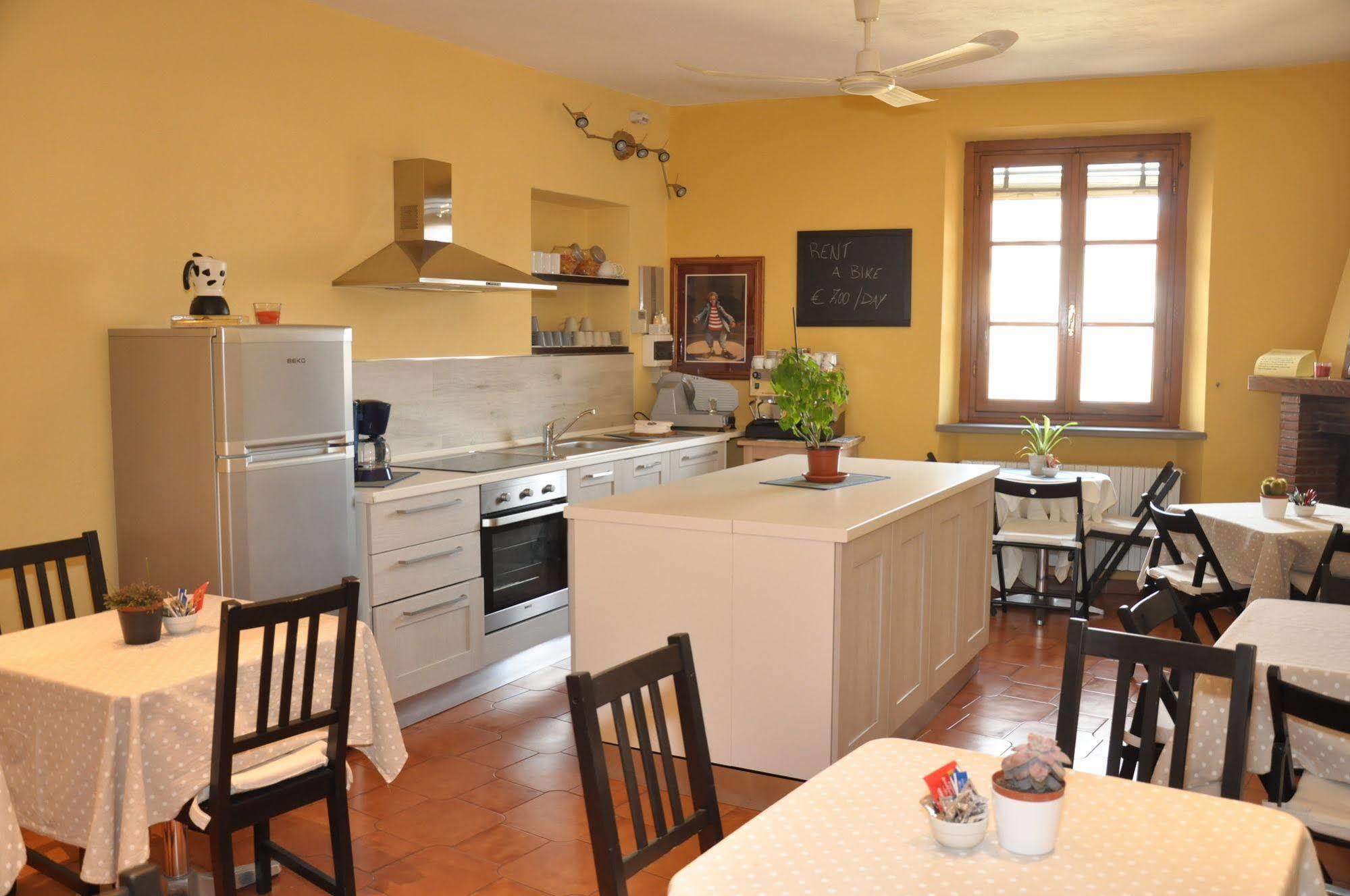 At Home Bed And Breakfast Лукка Екстер'єр фото
